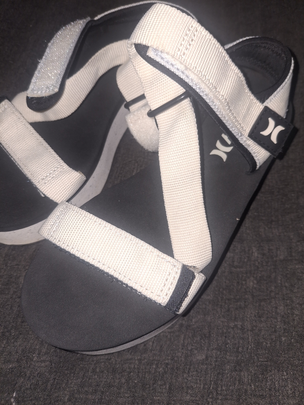Hurley Women's Cream Strap Sandals